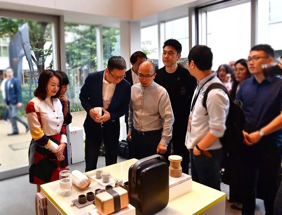 我们飞到日本办展，让日本人看见中国匠心